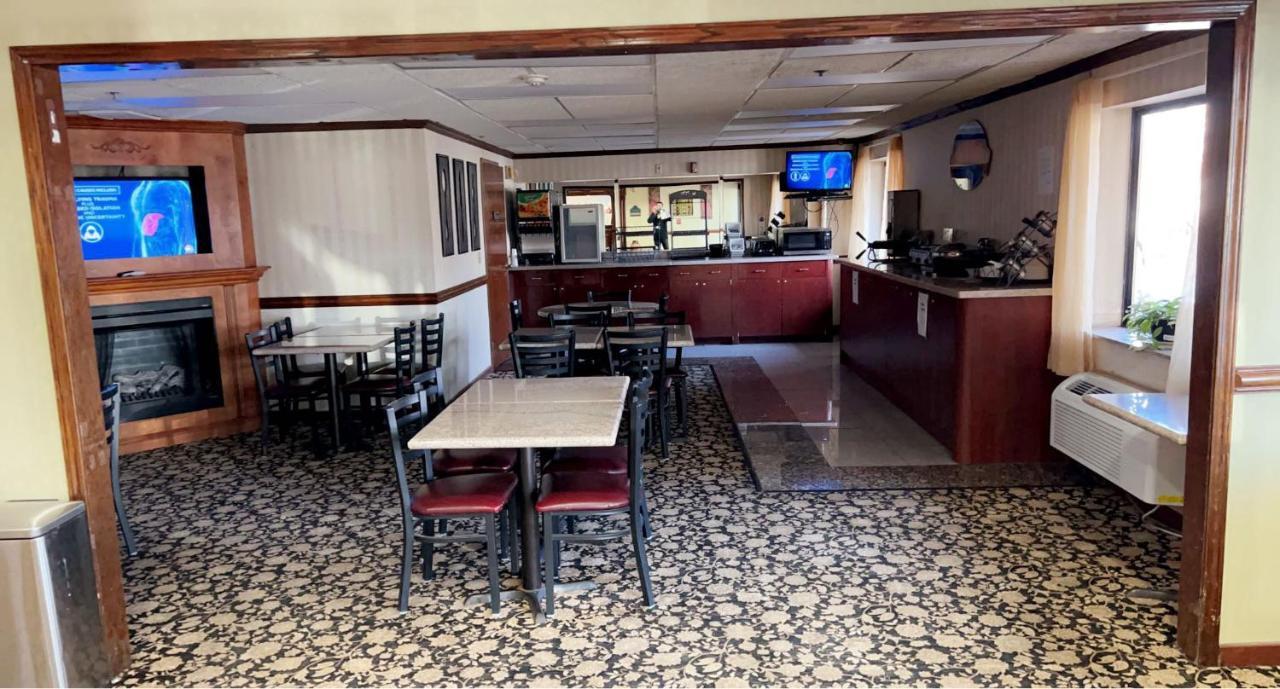 Baymont By Wyndham Battle Creek/I-94 Ξενοδοχείο Εξωτερικό φωτογραφία